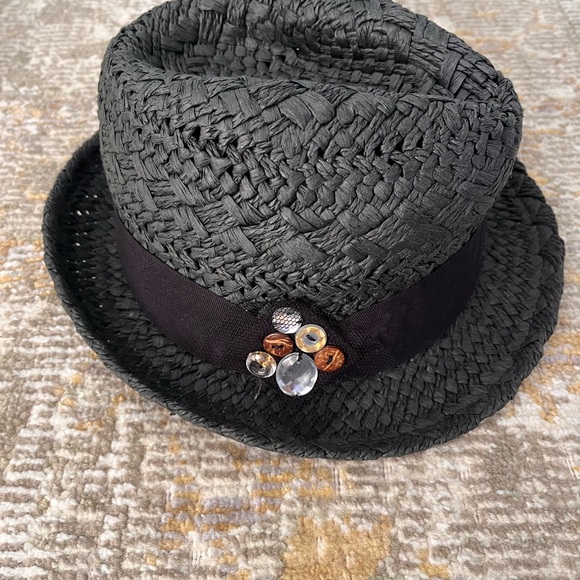 Fedoras - Picture 4 of 5